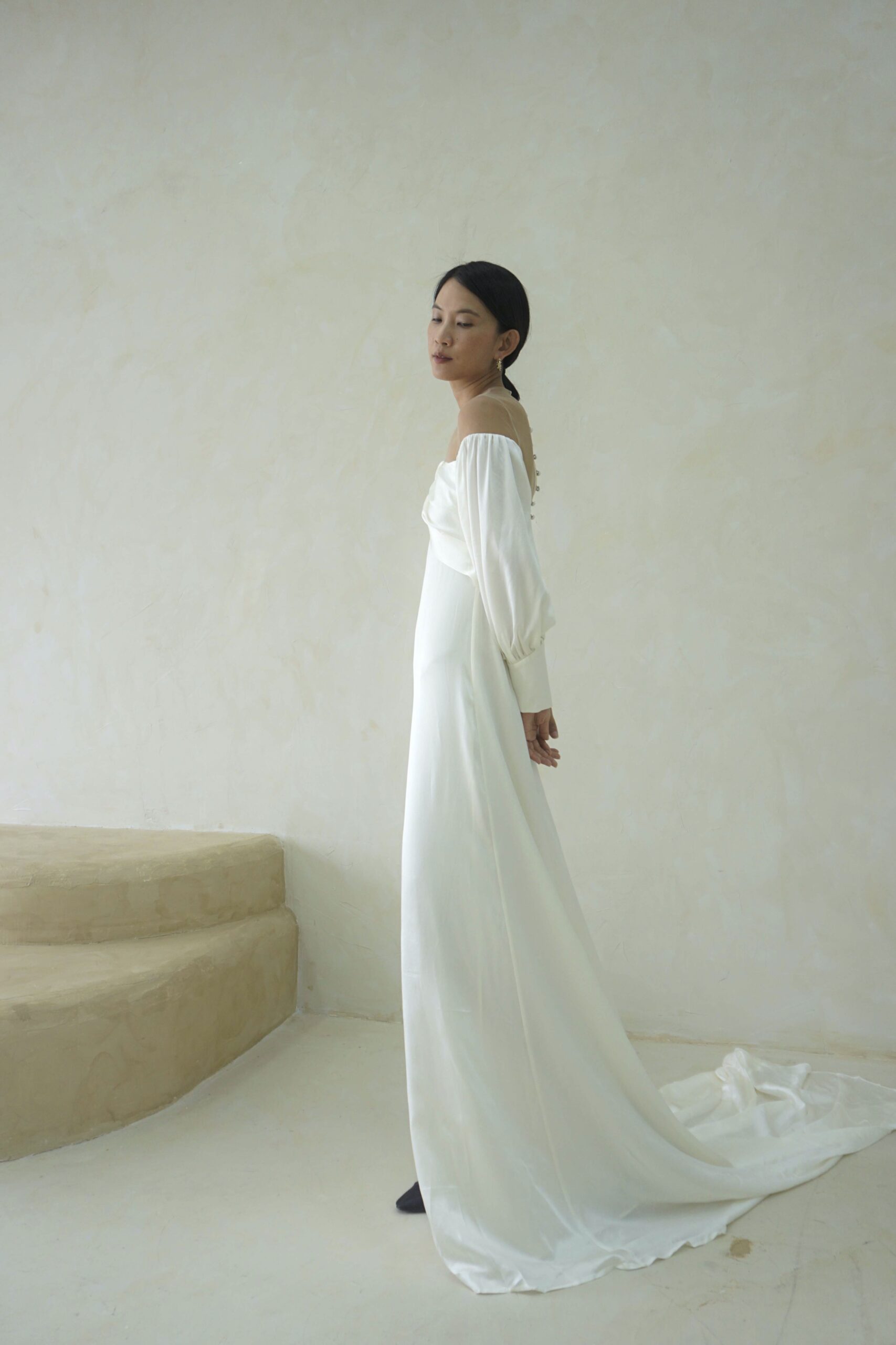 Pernille wedding gown