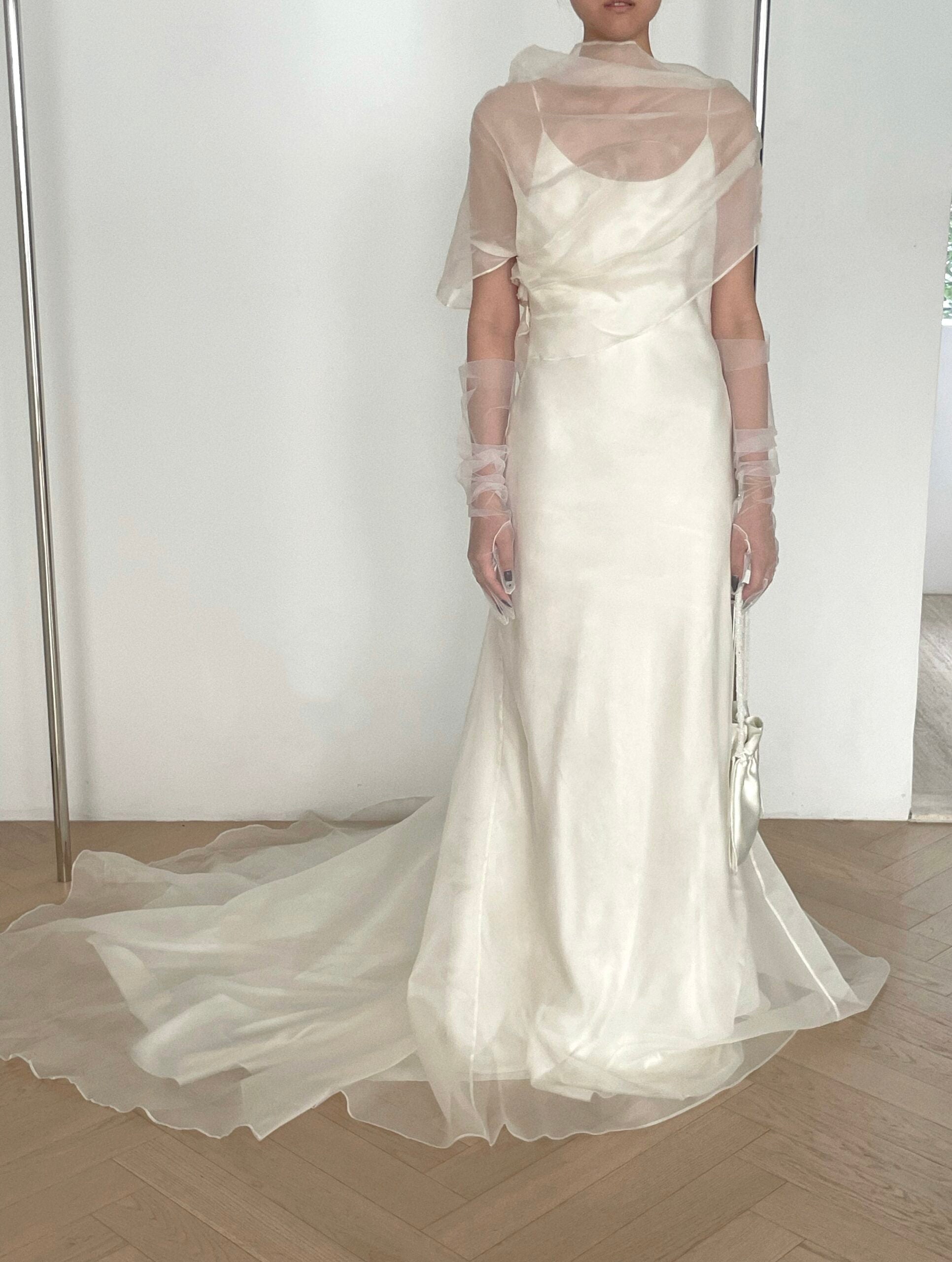 Viola wedding gown