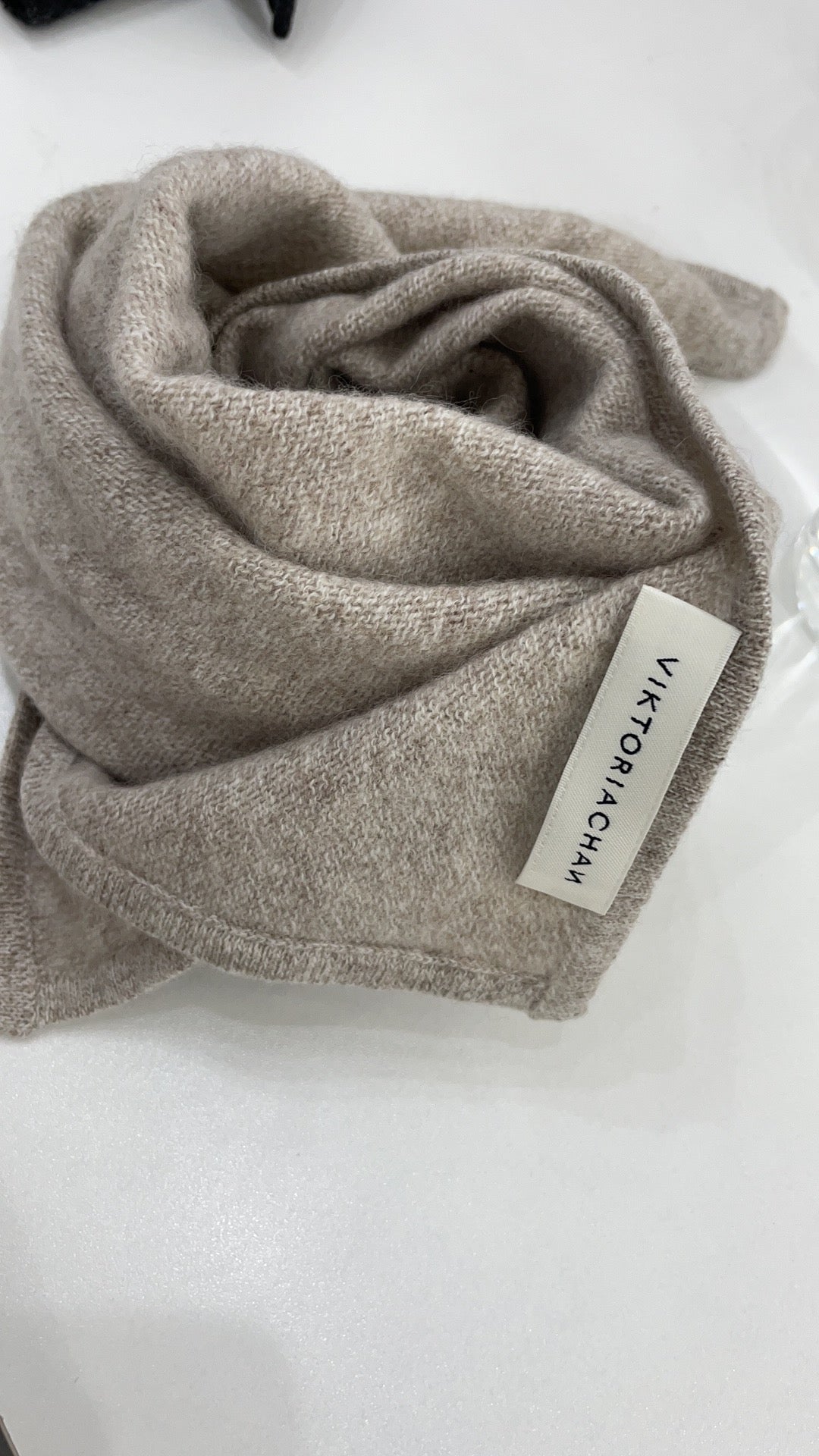 Cashmere scarf