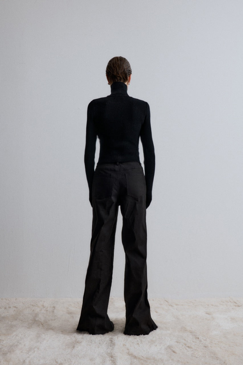 Eloa patched jeans