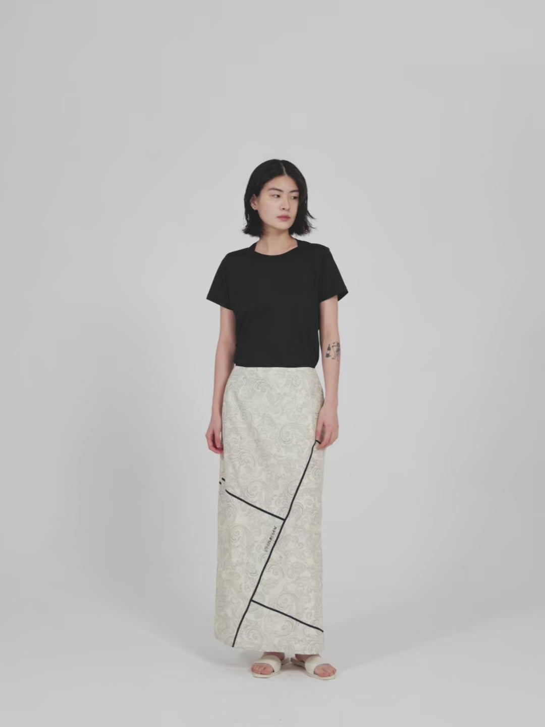 Roma silk skirt