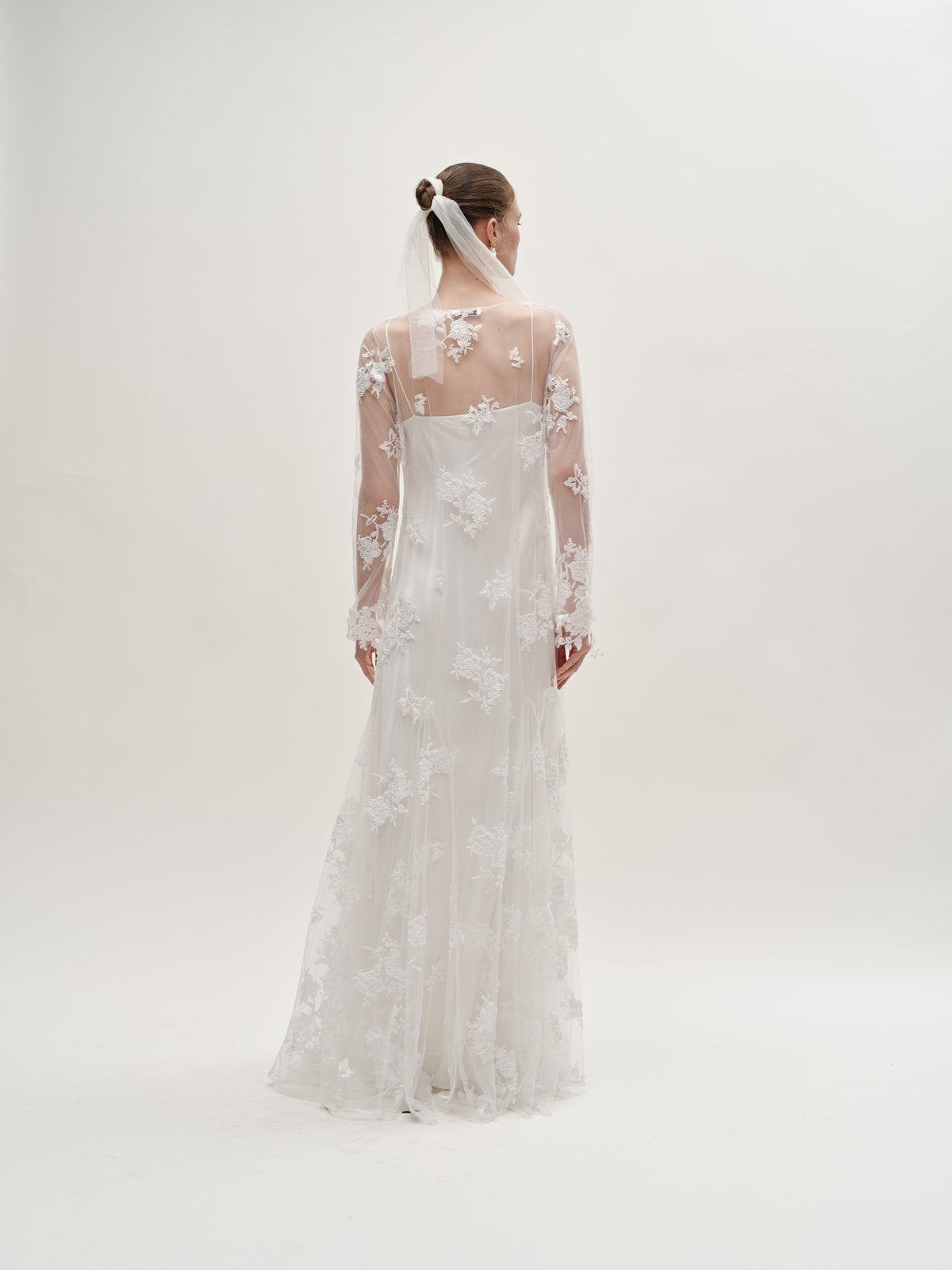Winni pearl gown