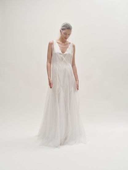 Olida tulle gown