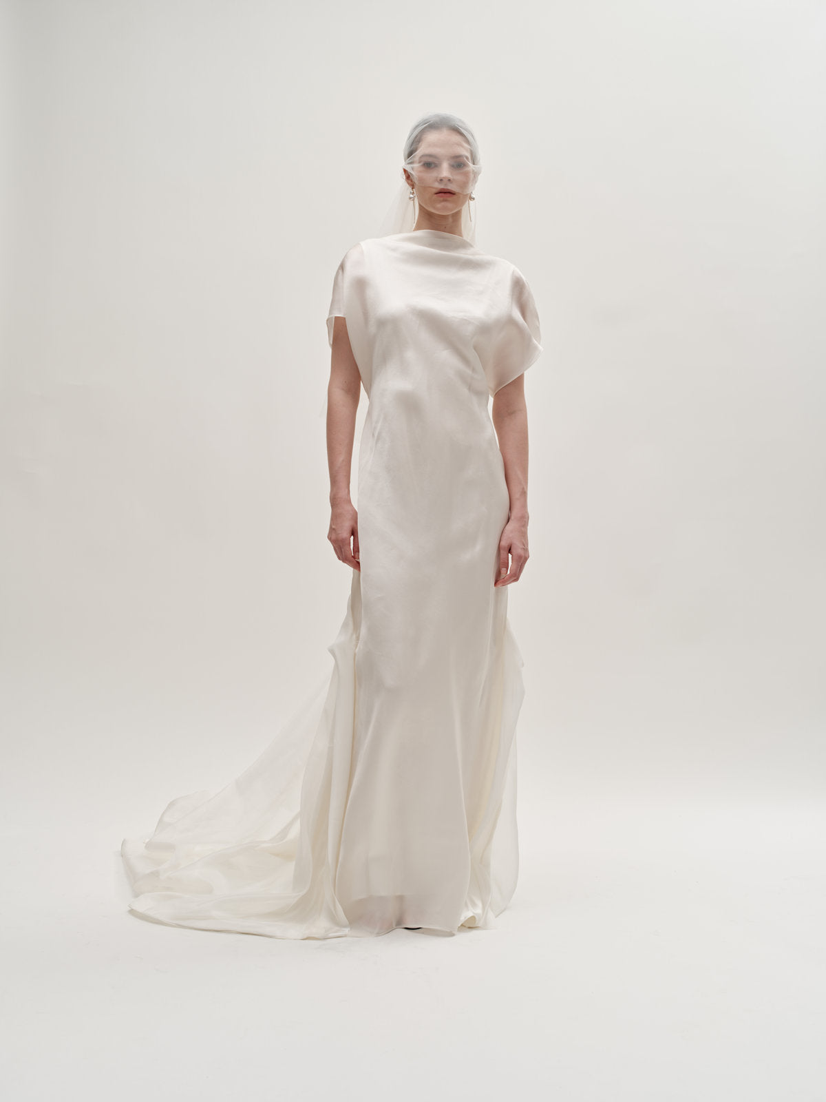 Jesse wedding gown