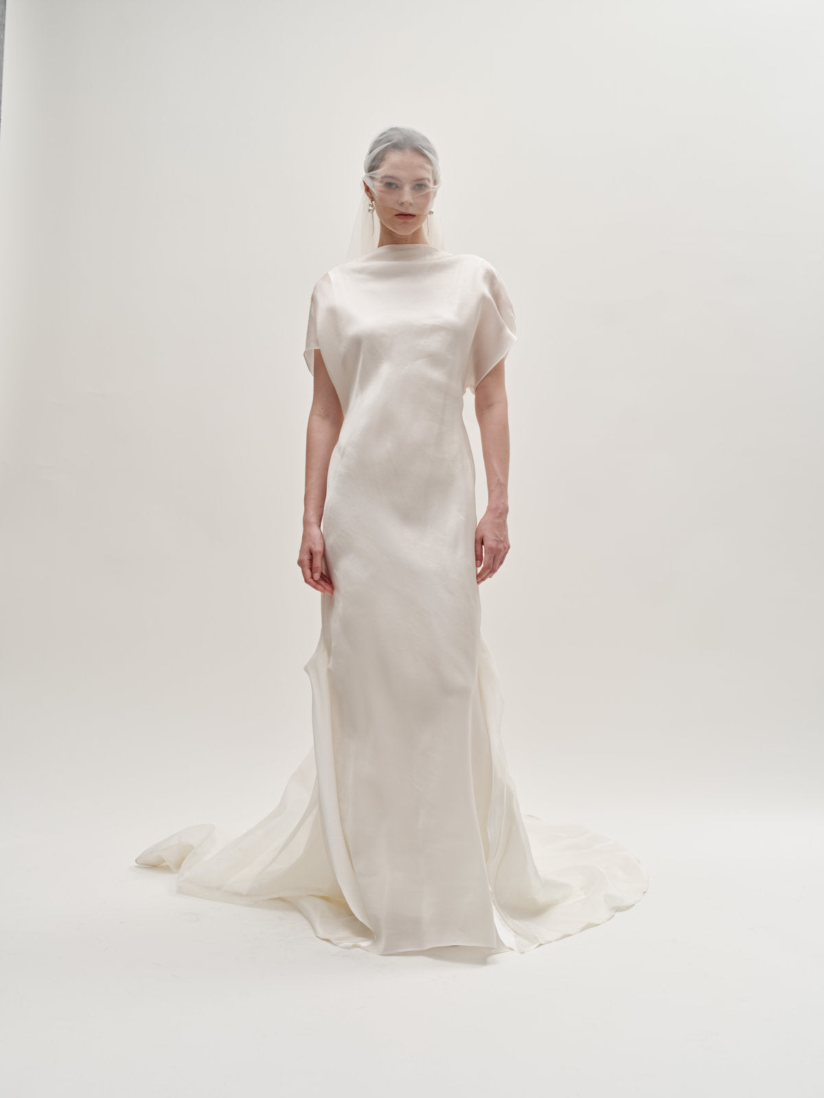 Jesse wedding gown