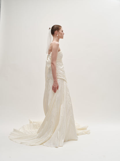 Gwen wedding gown