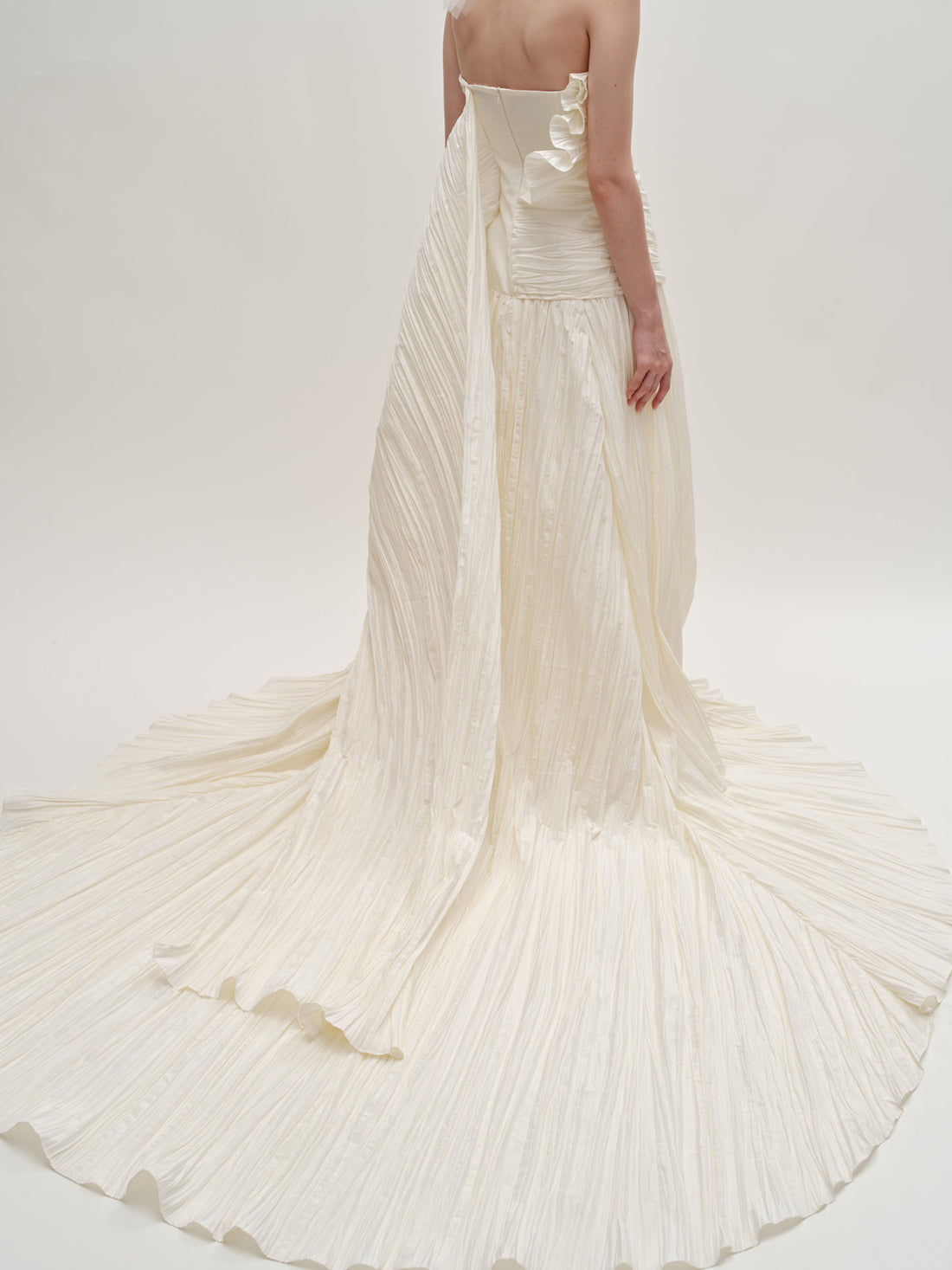 Gwen wedding gown