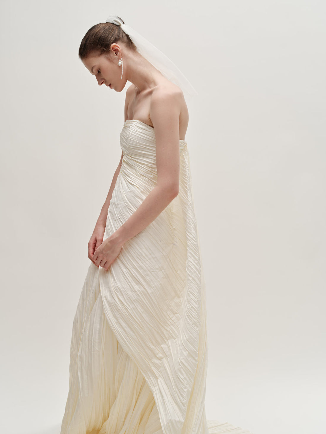 Gwen wedding gown