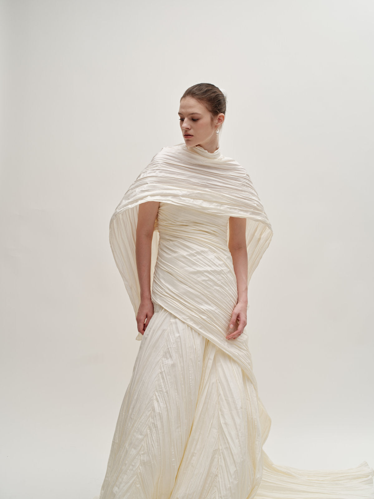 Gwen wedding gown