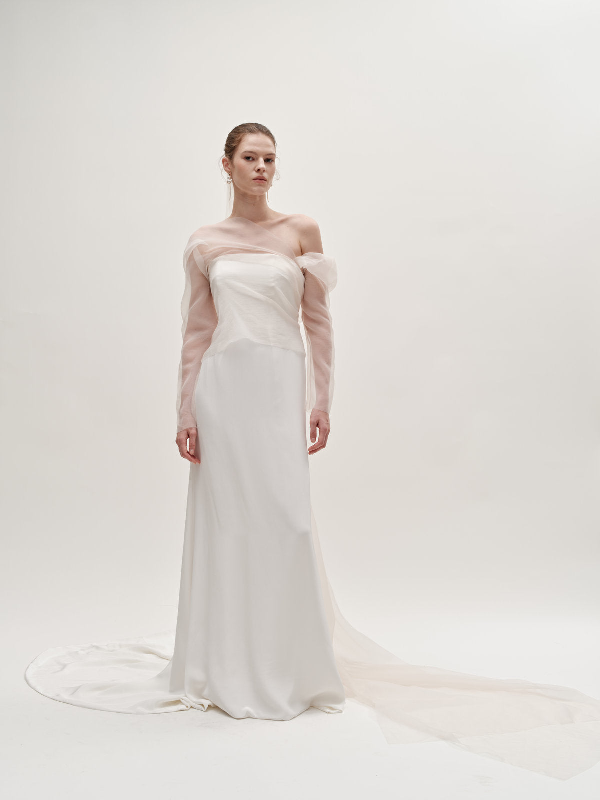 Feven wedding gown