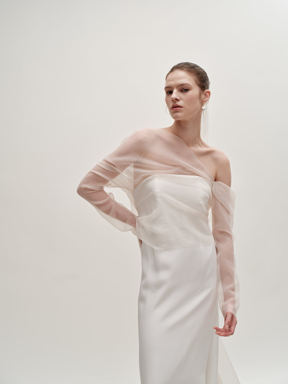 Feven wedding gown