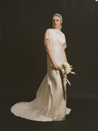 Jesse wedding gown